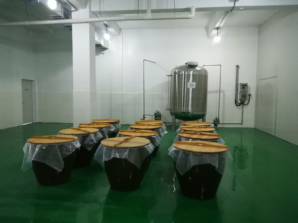 江西人初健康用品有限公司中藥浸泡缸和儲罐